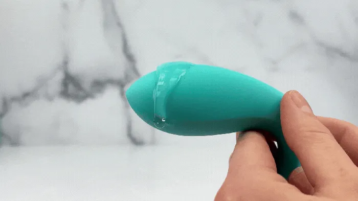 Vibrators TooTimidcom Erotas Wireless Couples Vibrator Wearable HandsFree Sex Vibe