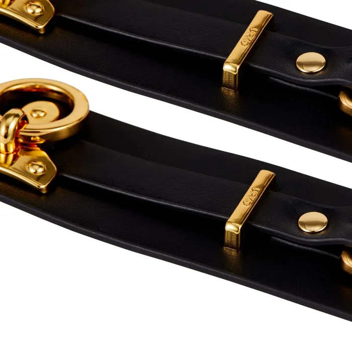 Luxury Italian Leather Spreader Bar Handcuffs and Ankle Cuffs Set by UPKO UPKO Restraints