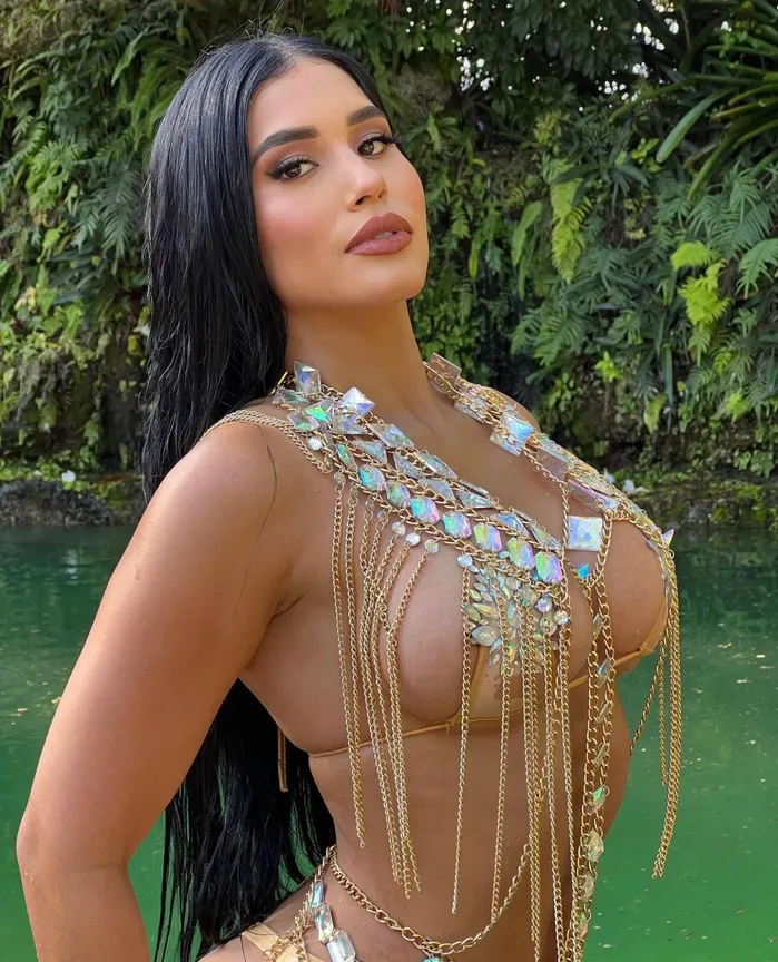PlaythingsMiami Diamond Goddess Styled for you Anal